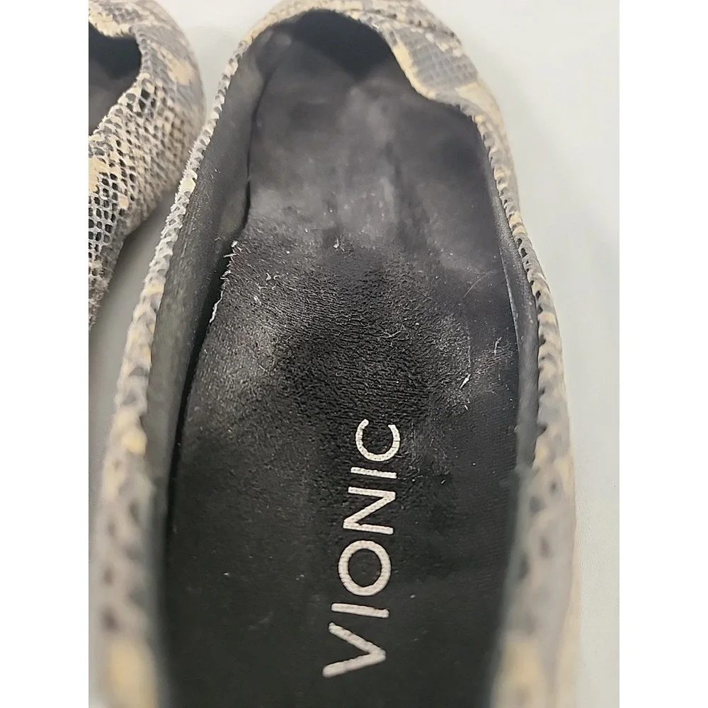 Vionic Caballo Snake Print Pointed Toe Ballet Flats Slip On Shoes Preppy Women 8